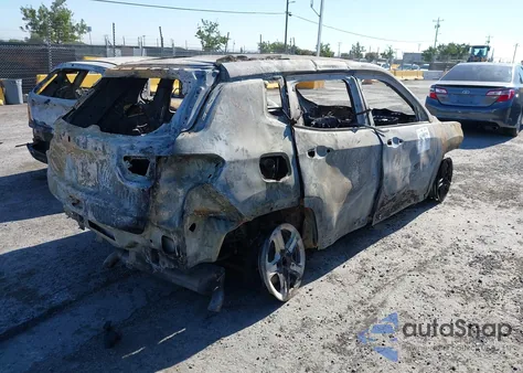 2023 Jeep Compass Latitude из США, поврежденный, VIN 3C4NJDBN8PT549672